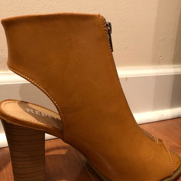 Brand New Report Peep Toe Booties - Picture 2 of 7